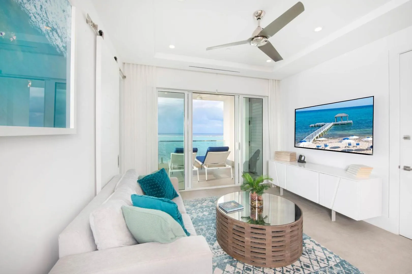 Rum Point Resort 207 Driftwood Village アパート